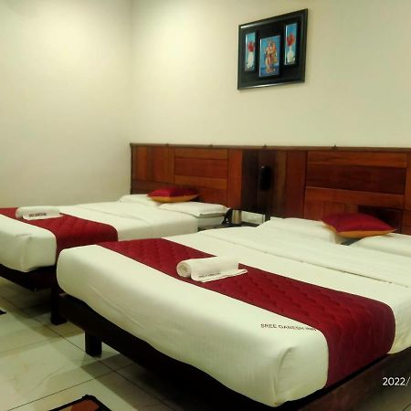 Sree Ganesh Inn Пални Екстериор снимка